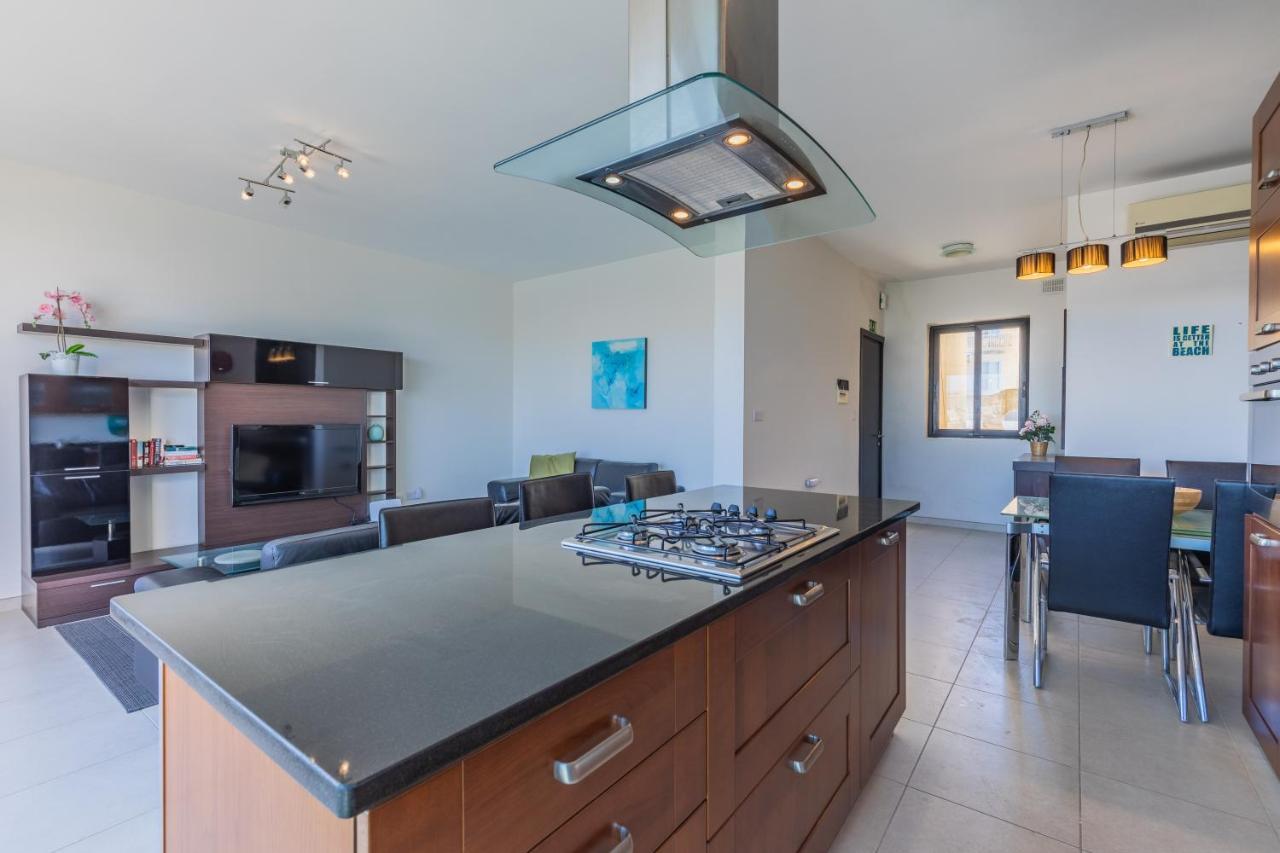 Gorgeous Two Bedroom Sea View In Marsascala Marsaskala Εξωτερικό φωτογραφία